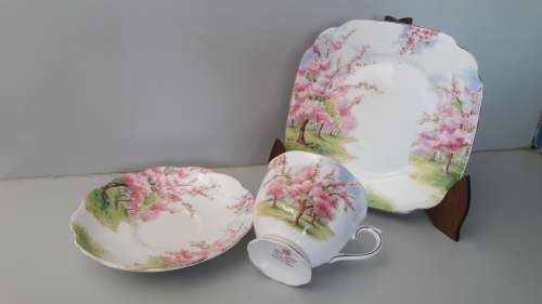 VIntage ROYAL ALBERT - "Blossom Time" Trio