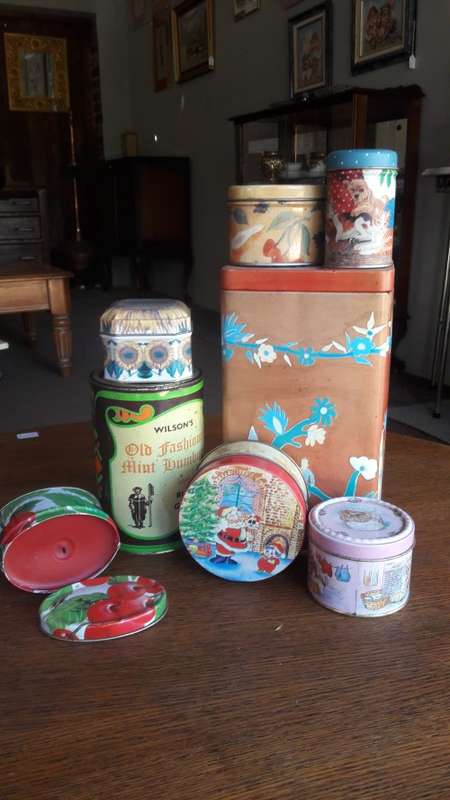 Vintage joblot tins