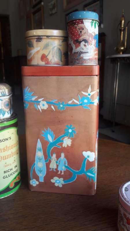 Vintage joblot tins