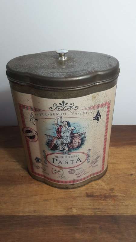 Stunning old PASTA tin from Italy