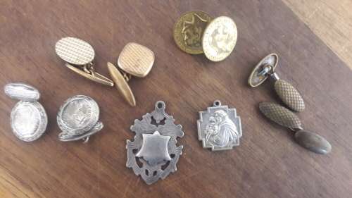 Vintage lot of possibly silver and oter items