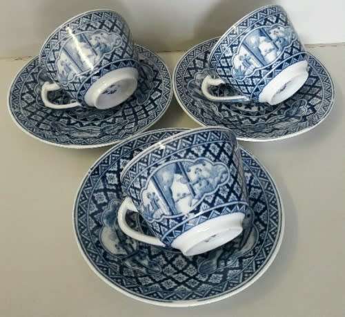Stunning oriental demitase duo's with stunning hand painted detail