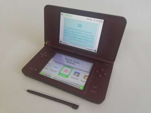 Nintendo DS gaming console and accessories