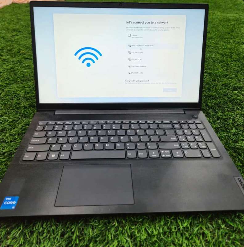 Laptop | Lenovo V15 G4 IRU Series 13th gen, Intel Core i5-13420H, 16GB, 512 SSD