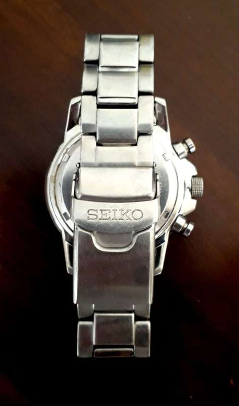 SEIKO SOLAR Chronograph Men`s Watch
