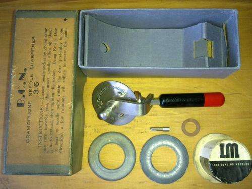 B.C.N. Gramophone Needle Sharpener - vintage - good condition