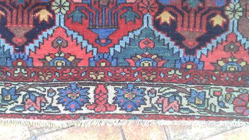 Antique Persian Bakhtiari rug - early 1900's