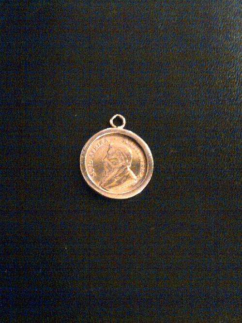 1/10th Kruger rand in 9ct pendant