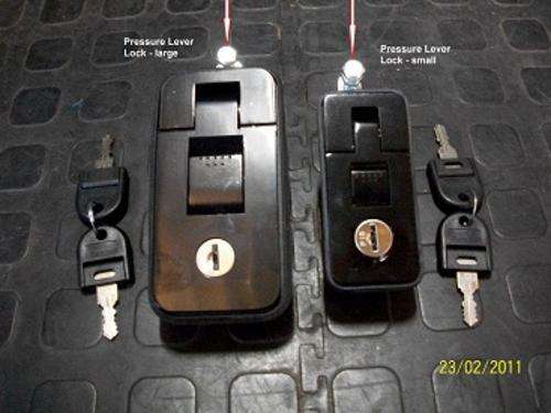 Pressure Lever Lock Large (Black)