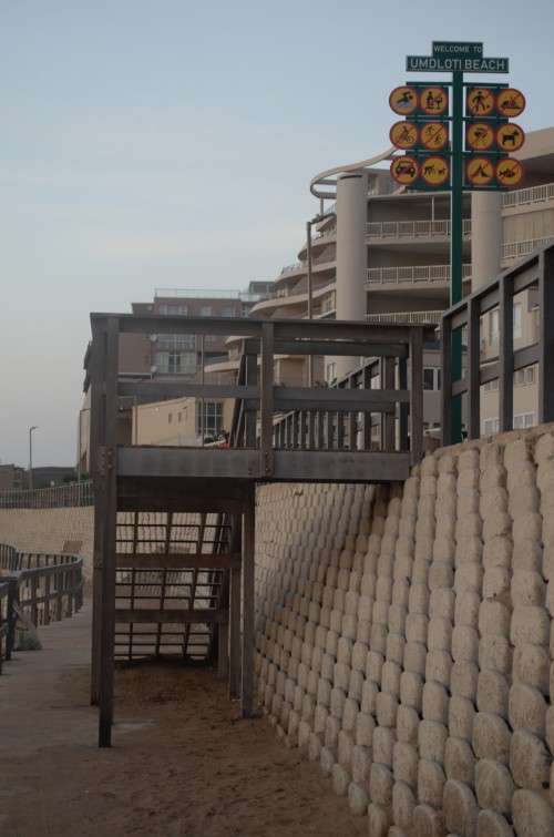 Idwala Tides - Umdloti - Step Out onto the Sand!