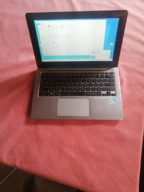 Asus vivobook x202e Multi-Touch screen