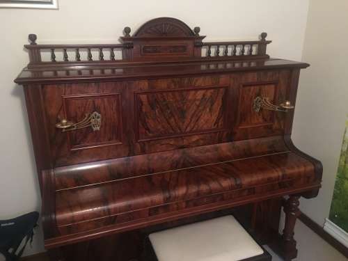 Wagner Upright Piano