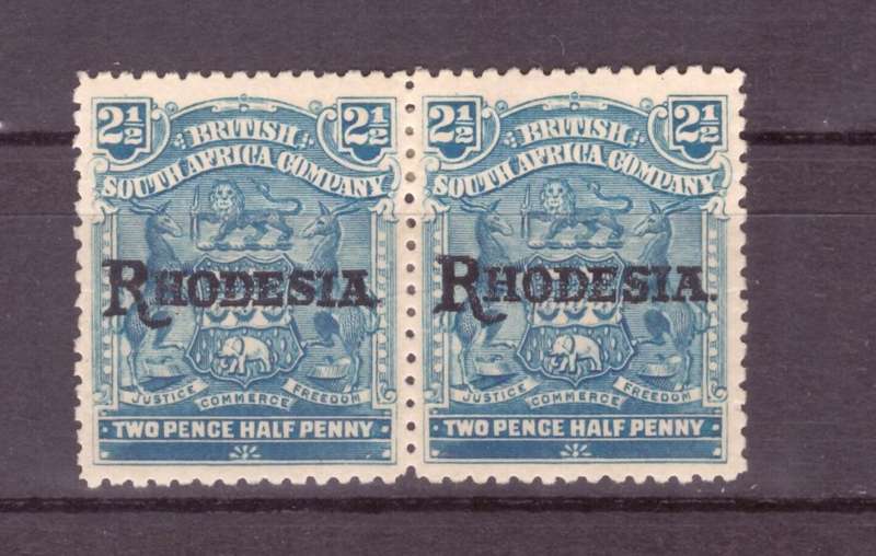 BSAC 1909 issue oveprint Rhodesia Varietis. 2.5d ``No stop`` .pair MH. SACC#99A.