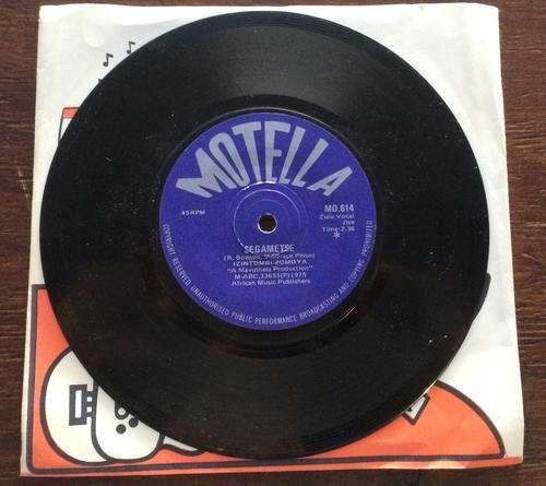 Segametse - Izintombi Zomoya 7" Single
