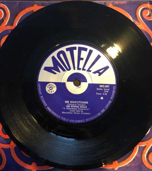 The String Dolls - Me Makutoana South African Soul 7" Single