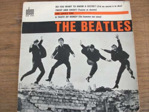 The Beatles - She Loves You (7" EP)