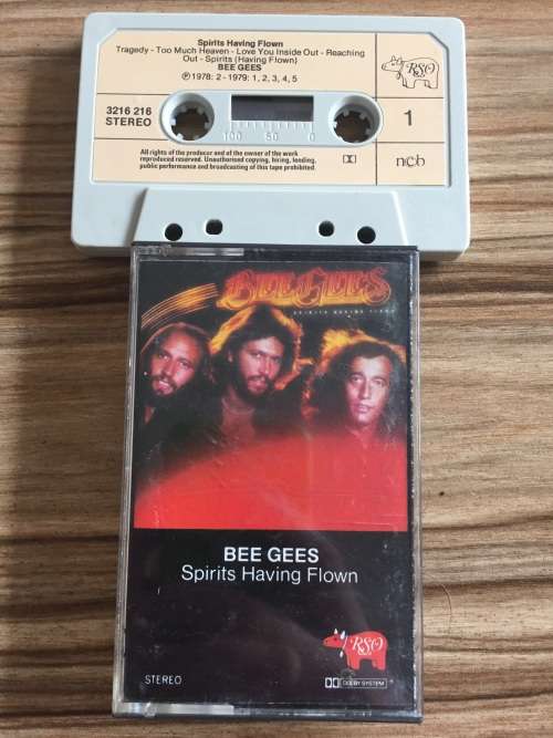 Bee Gees - Spirits Having Flown