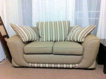 2 x 2 Seater Couches in Excellent Condition
