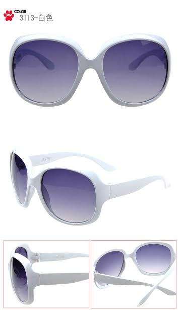 Woman's Sunglasses - 15 on auction