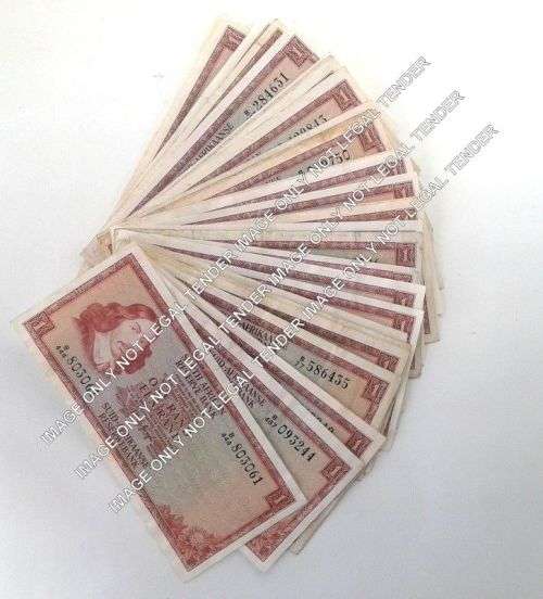 South Africa 1 Rand 1967 Small x 21 In VF to XF Condition.  BID PER NOTE