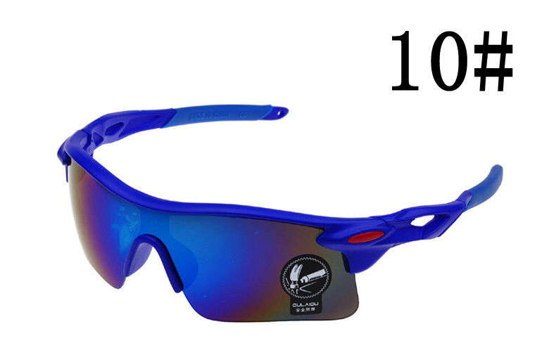 SPORTING DARK GLASSES