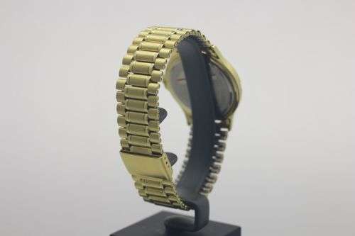 Men s Watches Jean Michelle Swiss Quartz Movement Dress Watch in 23k Gold Plate was sold for 995.00 on 23 Sep at 21 31 by Suretime in Potchefstroom ID 246501541