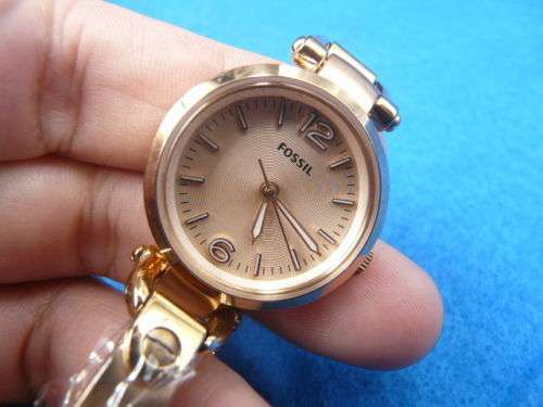 FOSSIL LADIES ES3268  ELEGENT QUARTZ  WATCH **GREAT LOOKER** - IN STOCK