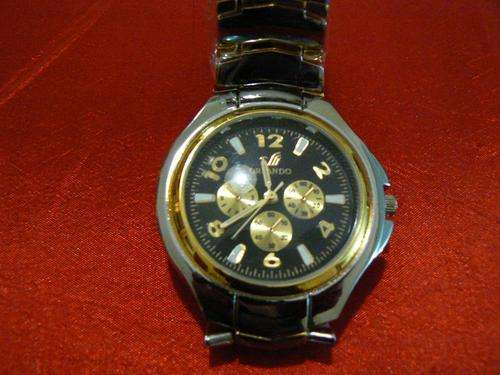 BRAND NEW  ***STUNNING***  MEN'S ORLANDO WATCH WITH GOLDEN ACCENTS