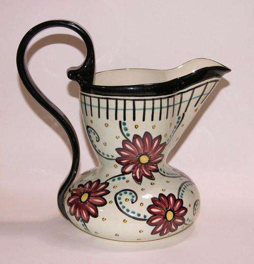 EXTRAORDINARY GOUDA JUG (ROYAL ZUID HOLLAND)