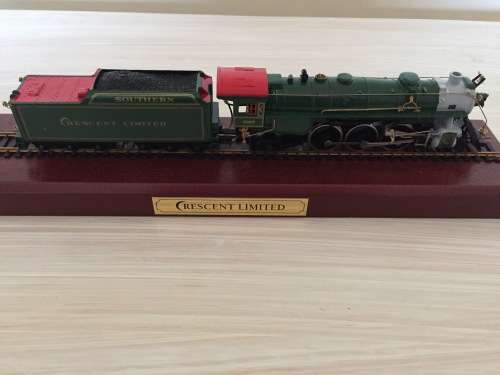 SPECIAL MATCHBOX COLLECTIBLES - 1925 CRESCENT LIMITED LOCOMOTIVE (Operational)