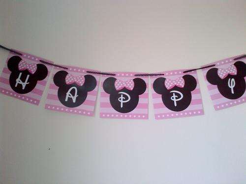 Minnie Mouse party decorations