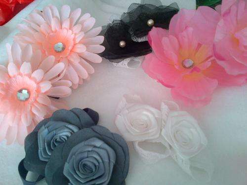 baby shoes, flower sandals, barefoot sandals, baby clothes, baby accessories, baby gifts, baby showers
