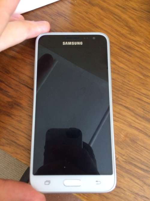 Samsung Galaxy J3 (2016)
