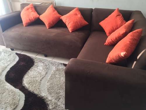L-Shapes Lounge suite (suede)