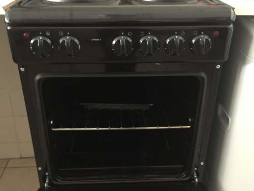 Defy Compact 4 plate Oven