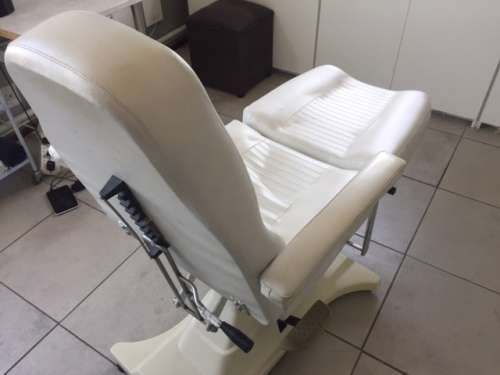 "Bargain" Massage and Beauty Recliner Bed