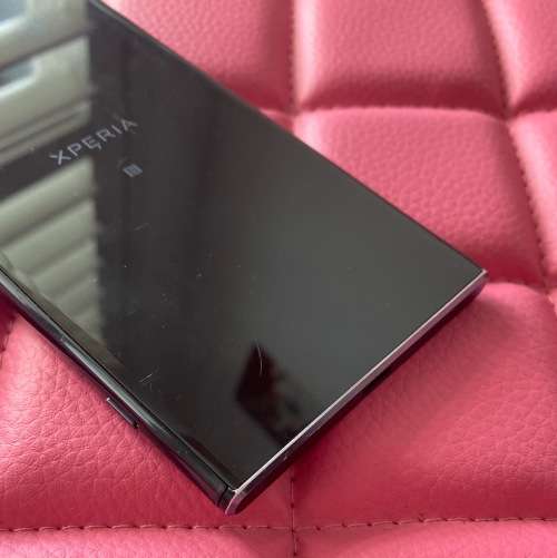Sony Xperia XZ Premium 64GB Dual Sim G8142 Deepsea Black - Pre-owned (FREE SHIPPING)