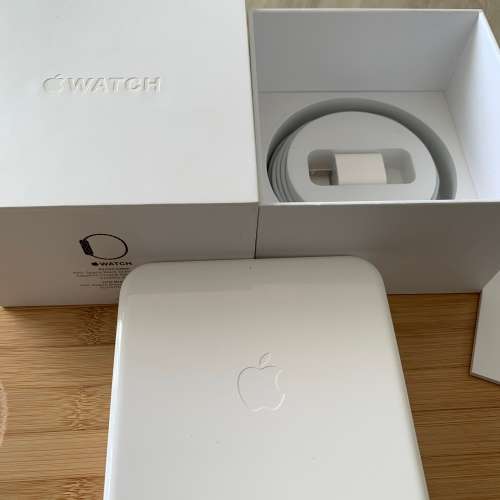 Apple Watch (1st Generation) Space Black Stainless Steel 42 mm - Pre-owned (FREE SHIPPING)
