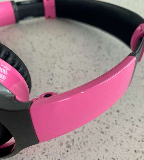 Bose QuietComfort 35 Series I Wireless Colorware Custom Headphones - Pre-owned (FREE SHIPPING)