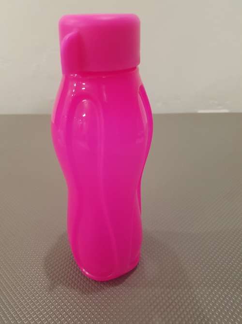 Tupperware Neon Pink 330ml Water bottle