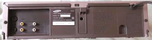 SAMSUNG VHS CASSETTE VIDEO RECORDER/PLAYER