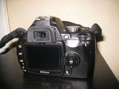 NIKON D60 with 18-55mm DX Nikon lens