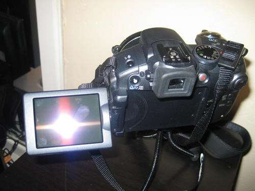 CANON  POWERSHOT S5 IS  8.0 MEGAPIXELS  with  MINI TRIPOT and BAG.