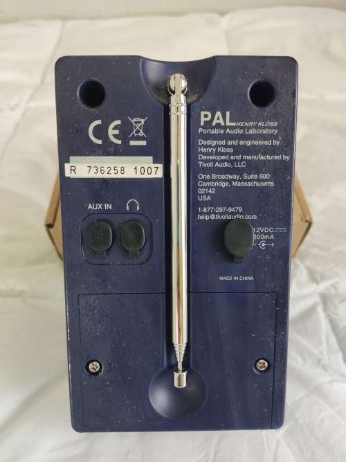 Tivoli Audio PAL (Henry Kloss)