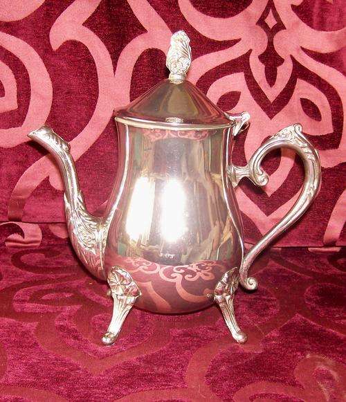 SINGLE LARGE SILVERPLATED KETTLE