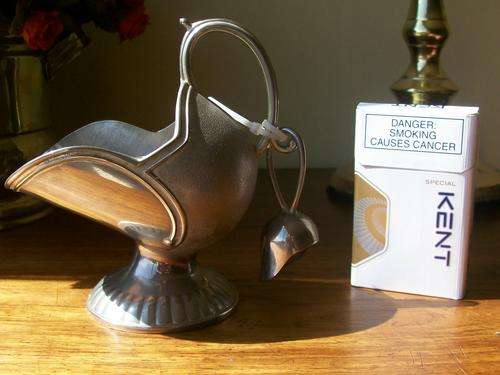 LOVELY VINTAGE SUGER SCOOPS!