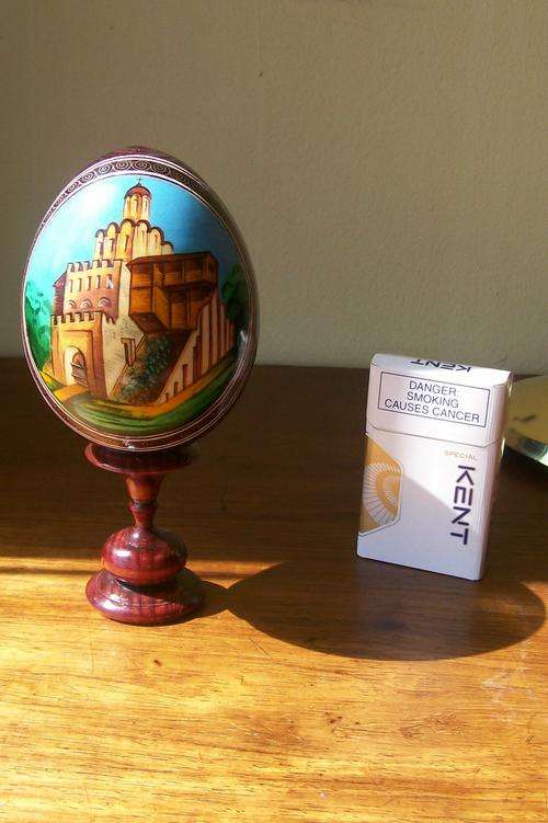 STUNNING WOODEN EGG ORNAMENT ON STAND!