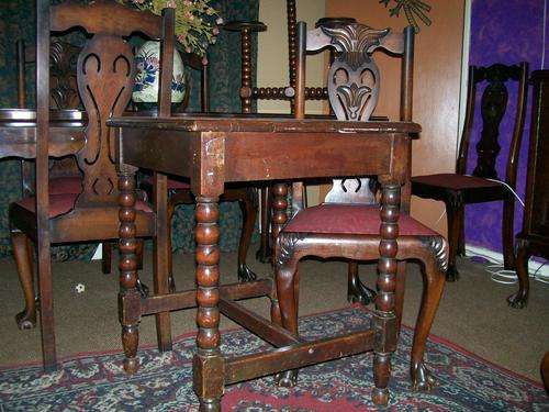*** ANOTHER STUNNING BOBBIN LEGGED OAK TABLE FOR THE SERIOUS ANTIQUE COLLECTOR ! ***