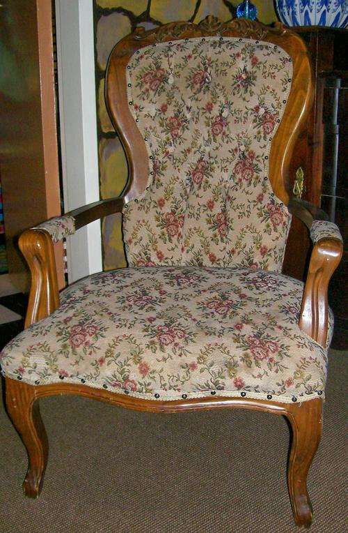 *** STUNNING PAIR OF VICTORIAN REPRODUCTION CHAIRS !!! ***