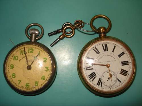 2 x Genuine Antique 1 working RAILWAY TIMEKEEPER Swiss made Gold plated & Art Deco pocket watch